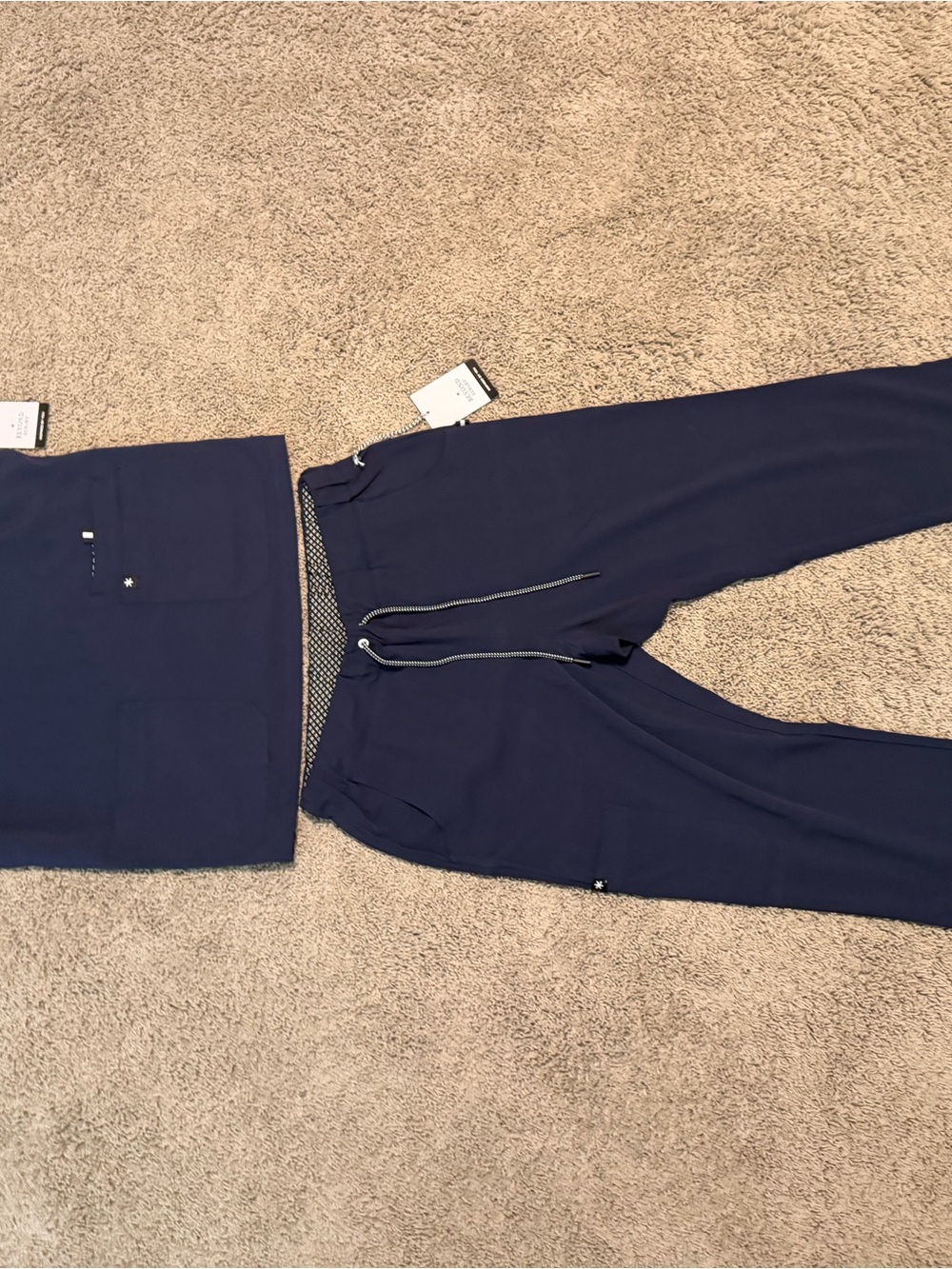 BEYOND SCRUBS women’s scrub set